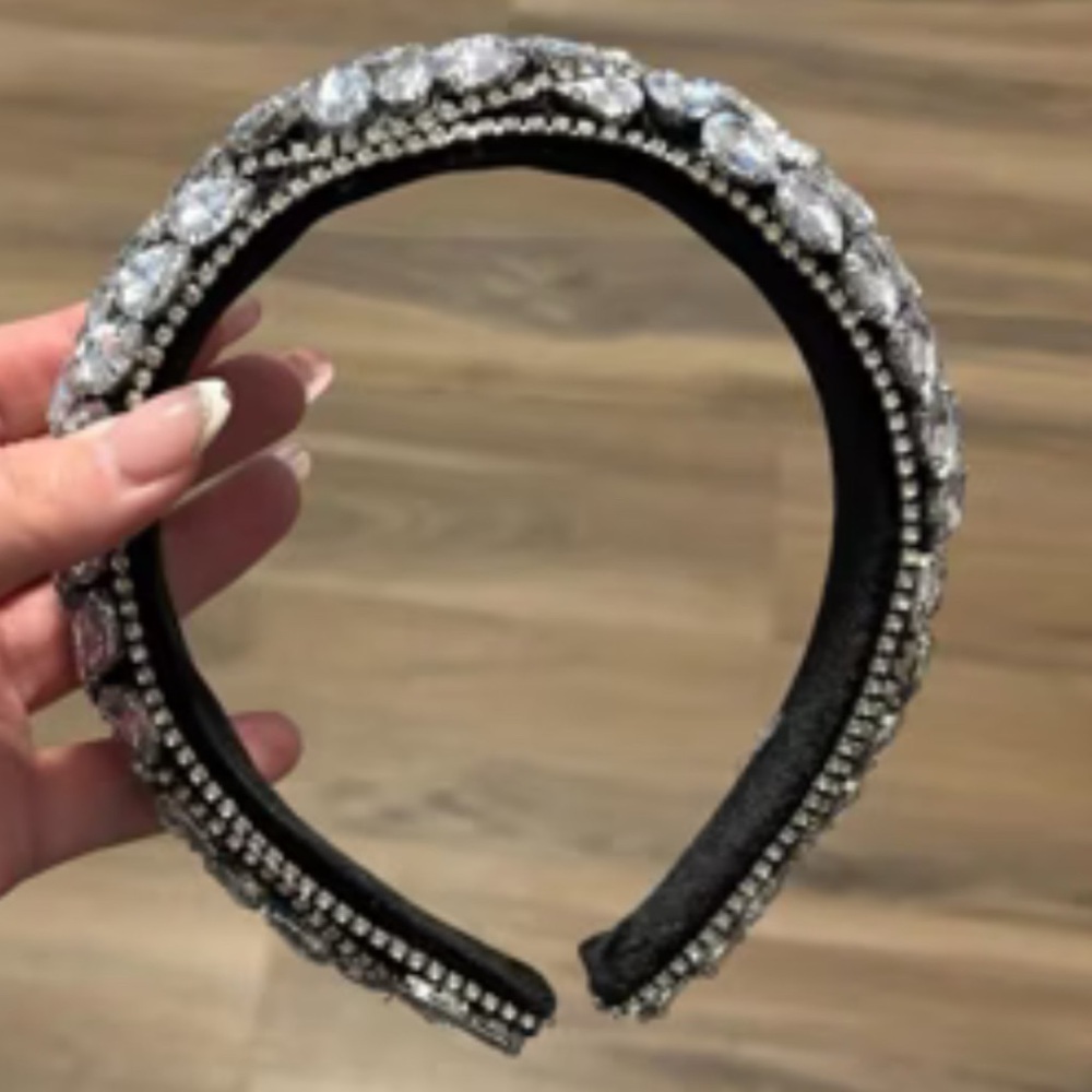 Zara Black and Silver Crystal Headband - Picture 5 of 10